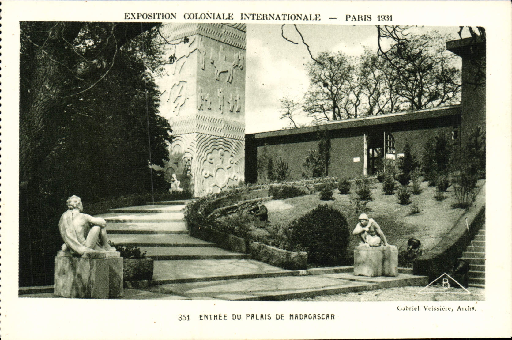CPA Exposition Coloniale Internationale Paris 1931 Entree du palais de Madagascar