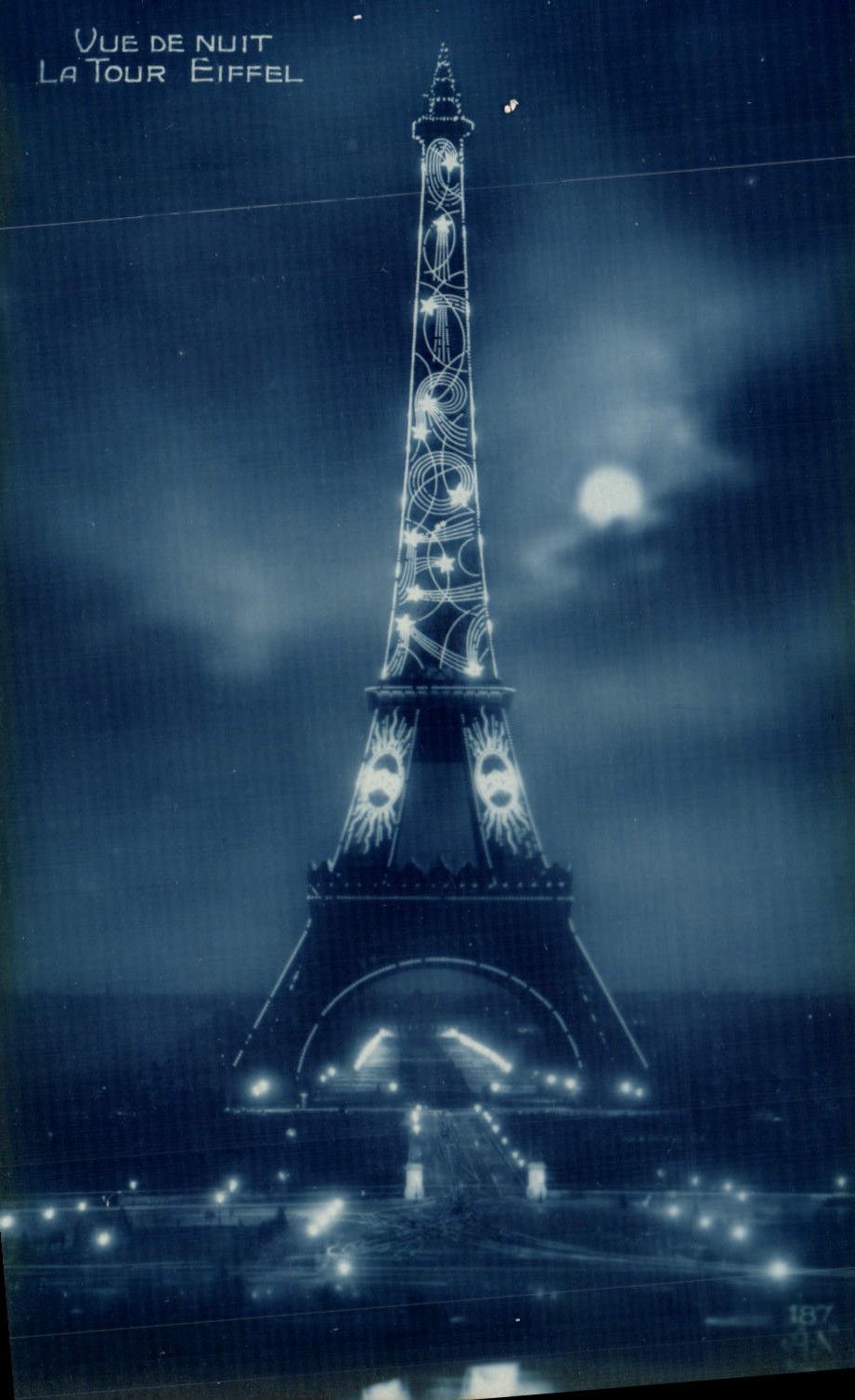 CPA Paris Exposition des Arts Decoratifs 1925 Vue De Nuit La Tour Eiffel