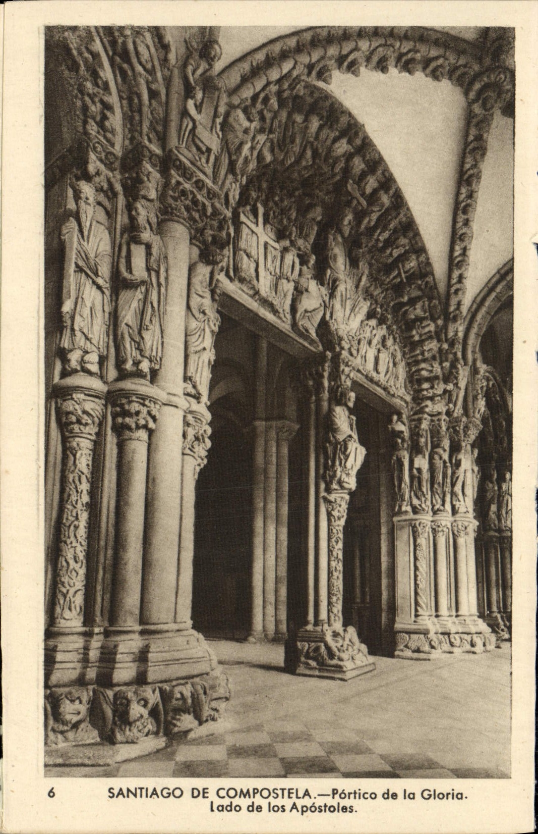 SANTIAGO DE COMPOSTELA — Pórtico de la Gloria. Lado de los Apóstoles — Éditeur Arribat Zaragoza, n°6