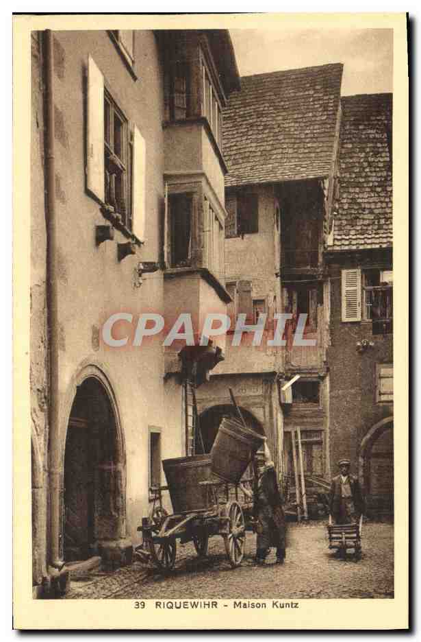 Riquewihr - Maison Kuntz — vue de rue avec chariot et homme — éditeur Wibrepo, n°39