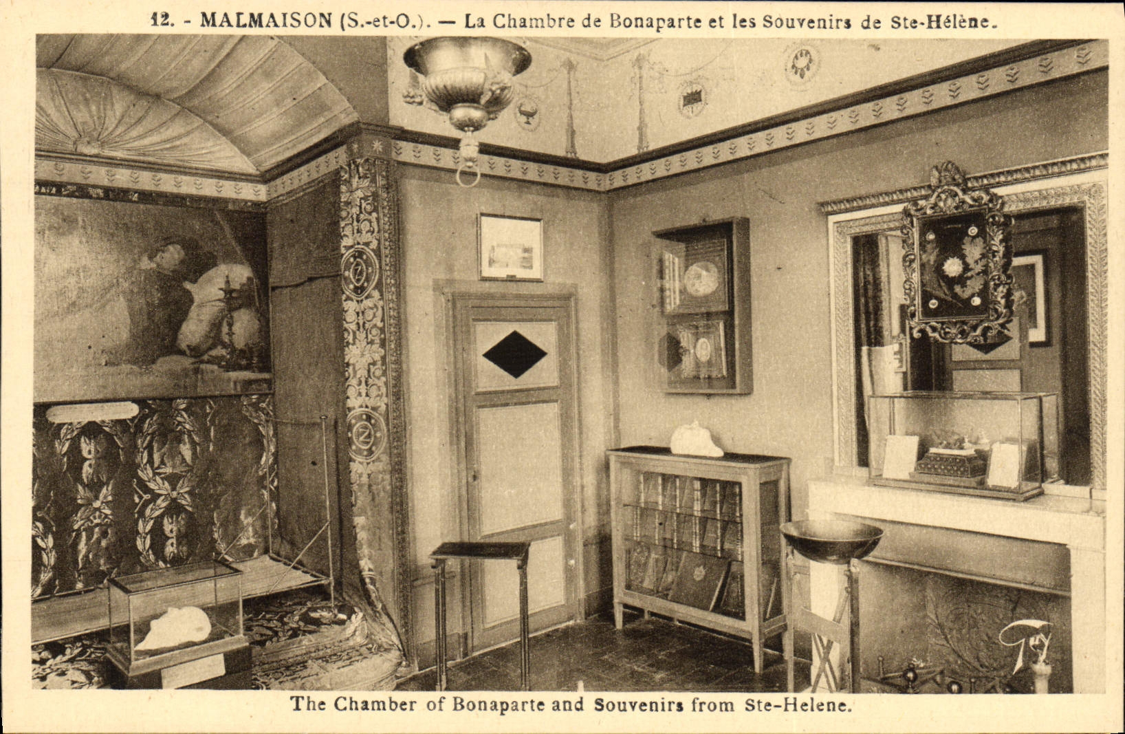 CPA Malmaison La chambre de Bonaparte et les souvenirs de Ste Helene 