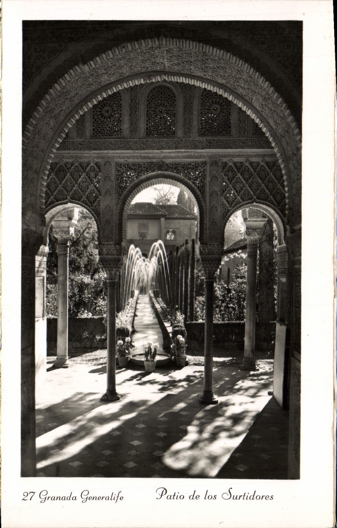 CPM Granada Alhambra Patio de Los Surtidores