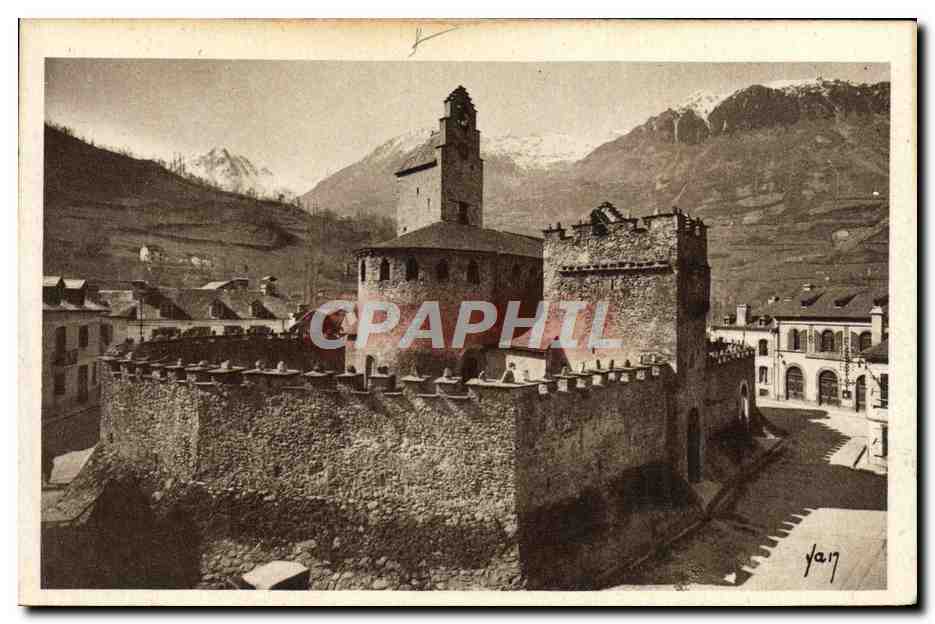 CPA Luz Eglise dite des templiers