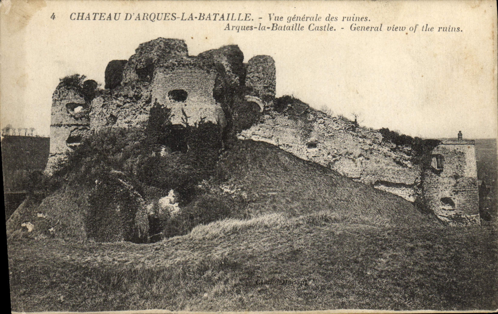 CPA Chateau D'Arques La Bataille Vue Generale Des Ruines 