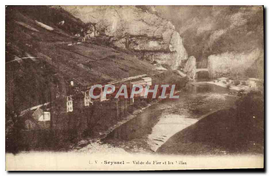 CPA Seyssel Vallee Du Fier Et Les Villas