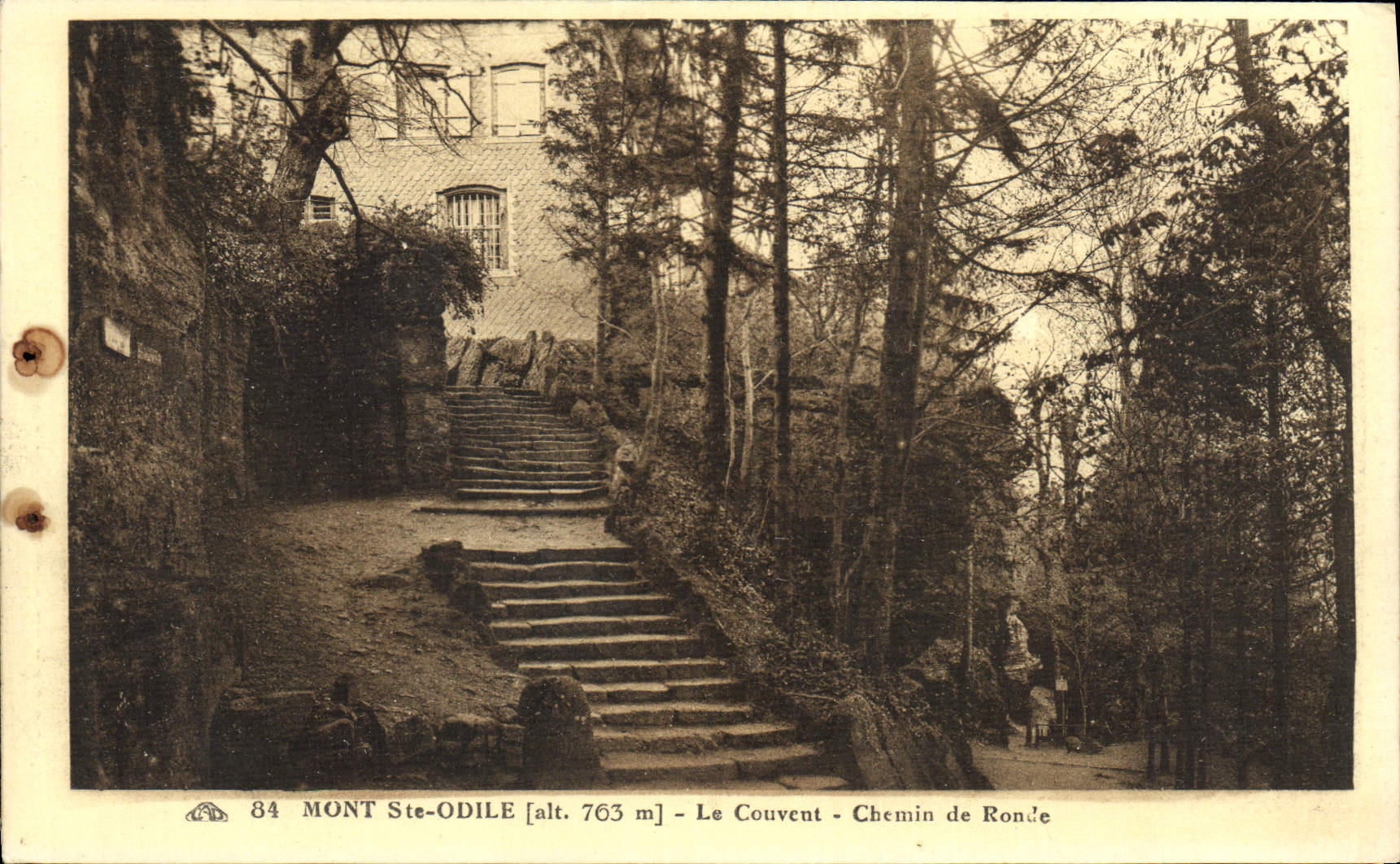 Mont Ste-Odile [alt. 763 m] — Le Couvent - Chemin de Ronde — Cie Alsacienne des Arts Photographiques, Strasbourg