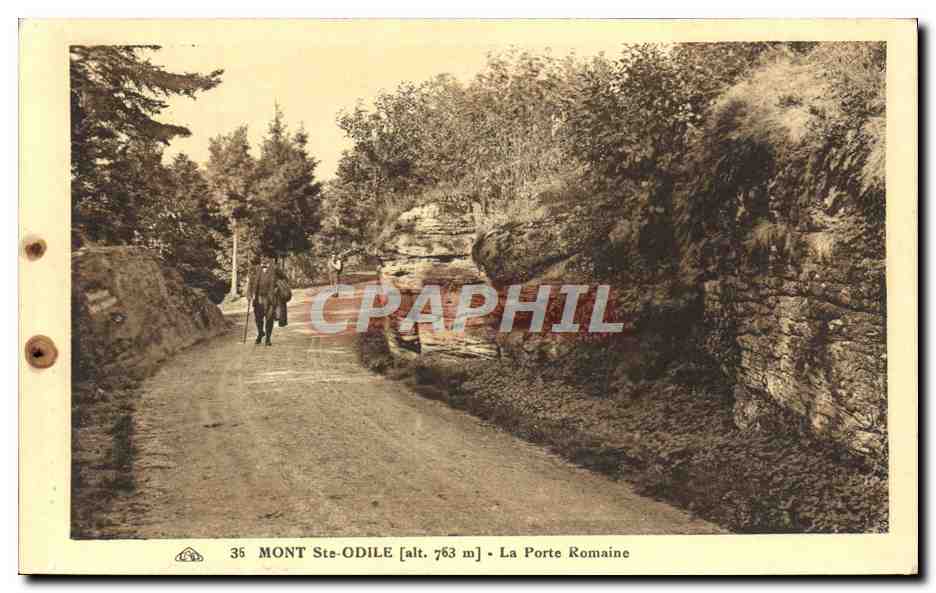 Mont Ste-Odile — La Porte Romaine — Éditeur : Cabinet des Arts Photographiques, Strasbourg