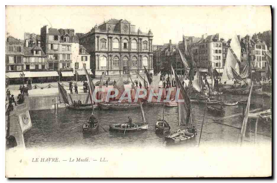 CPA Le Havre Le Musee Bateaux 