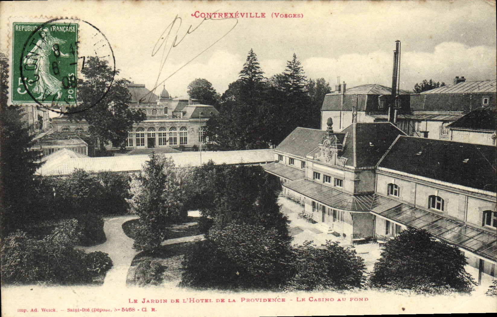 CPA Contrexeville Le jardin de l'hotel de ville de la Providence Le casino au fond 