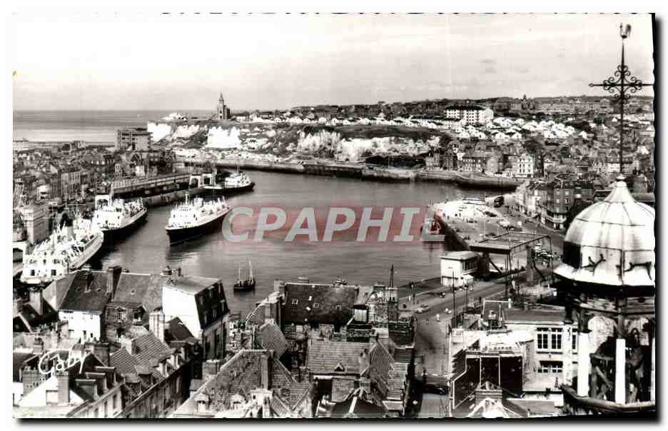 CPM Dieppe Le Port Bateaux