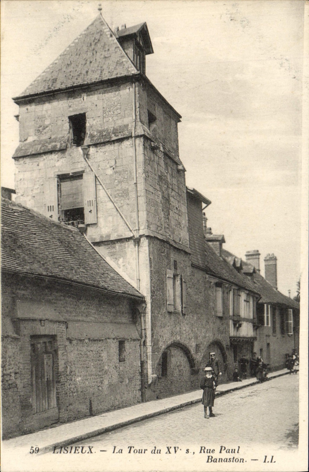 Lisieux — La Tour du XV° s., Rue Paul Banaston — I.L.