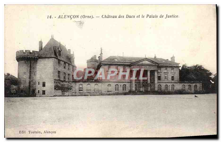 CPA Alencon Chateau des Ducs et le Palais de Justice