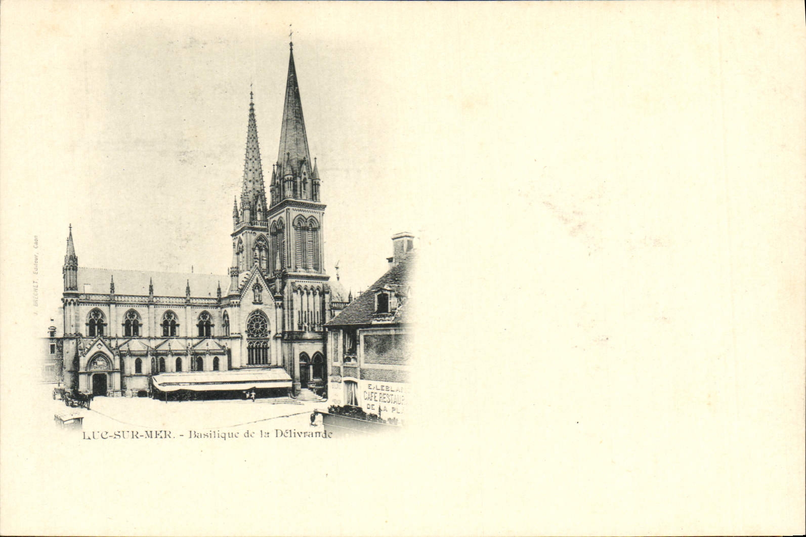 CPA Luc Sur Mer Basilique de la Delivrande 