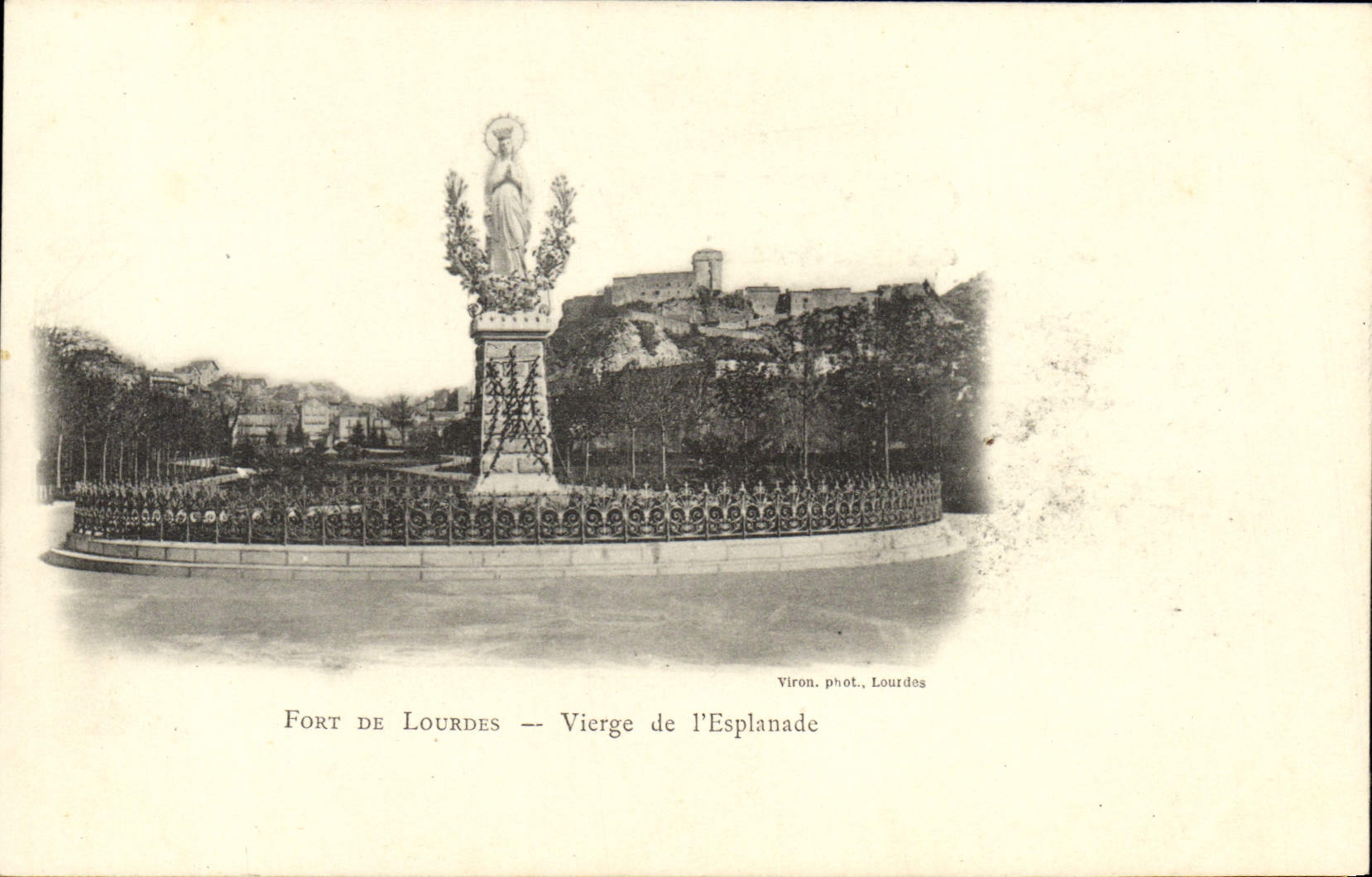 CPA Fort De Lourdes Vierge De l'Esplanade