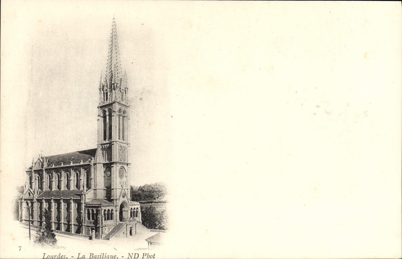 CPA Lourdes La Basilique
