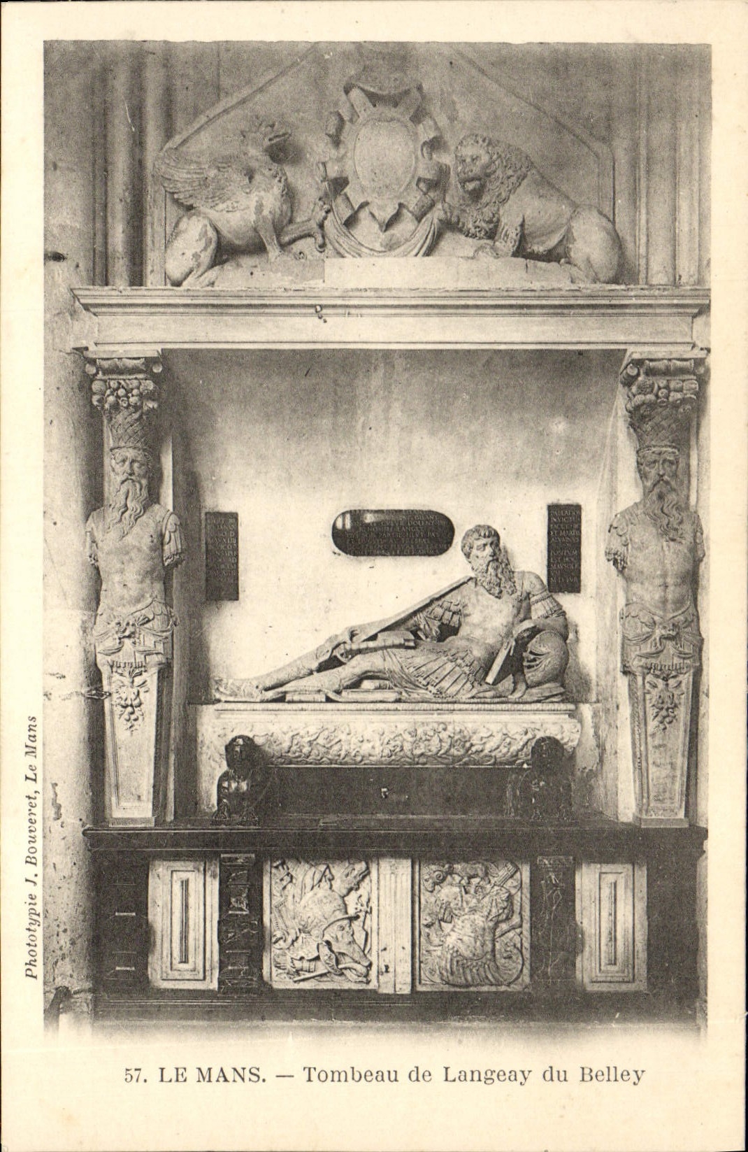CPA Le Mans Tombeau de Langeay Du Belley Lion