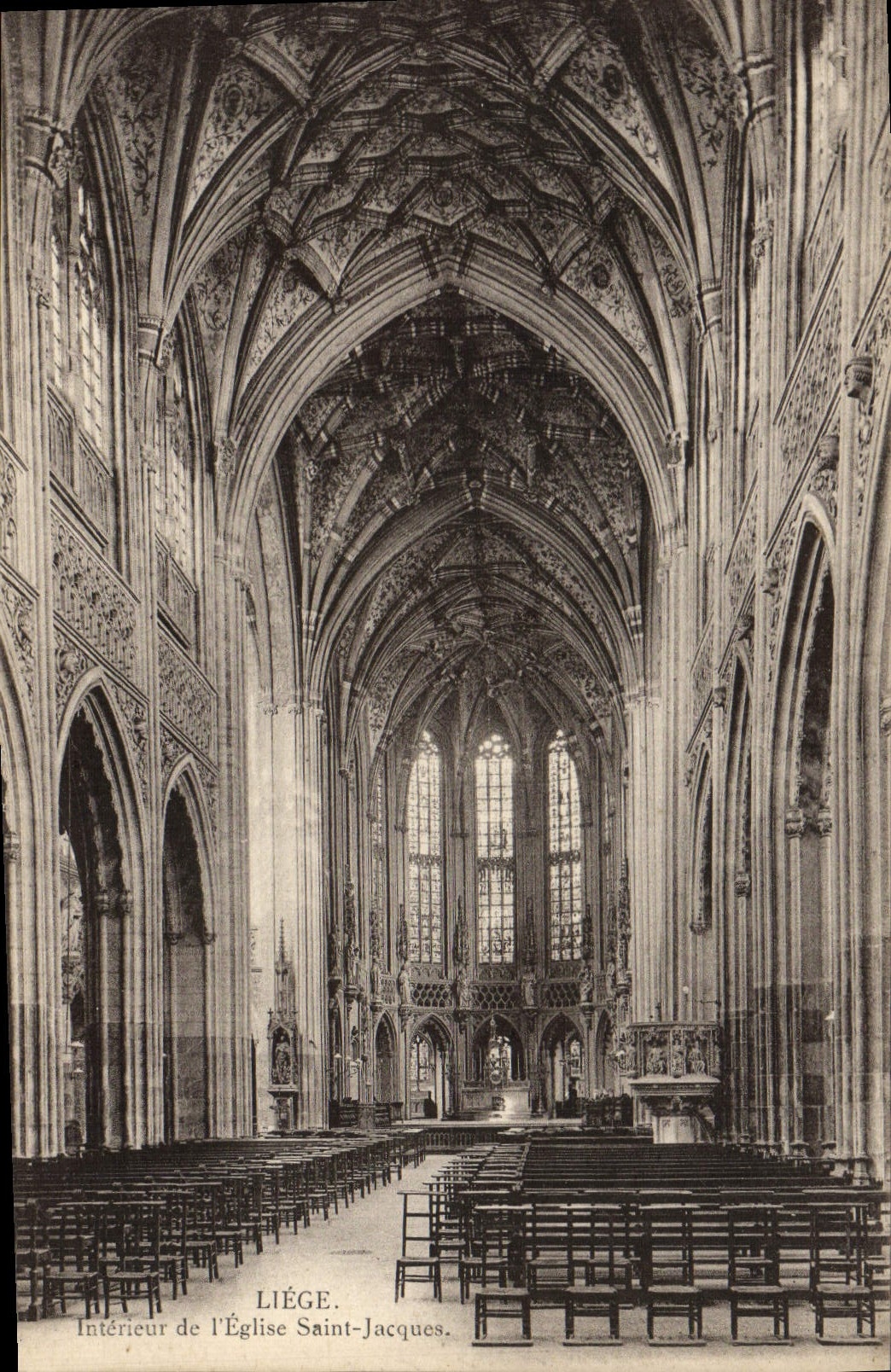 CPA Liege Interieur de L'Eglise Saint Jacques