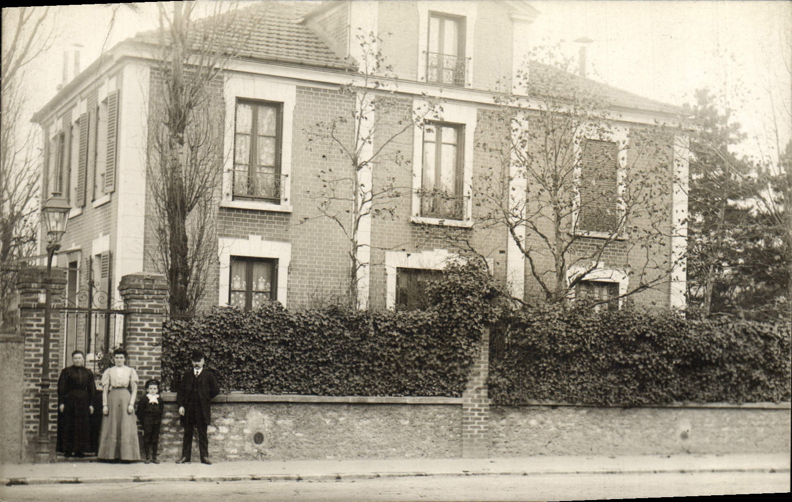 CARTE PHOTO Maison bourgeoise (non localisee)
