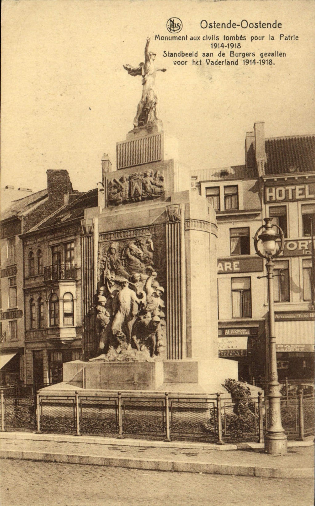 CPA Ostende Oostende Monument aux civils tombes pour la patrie 