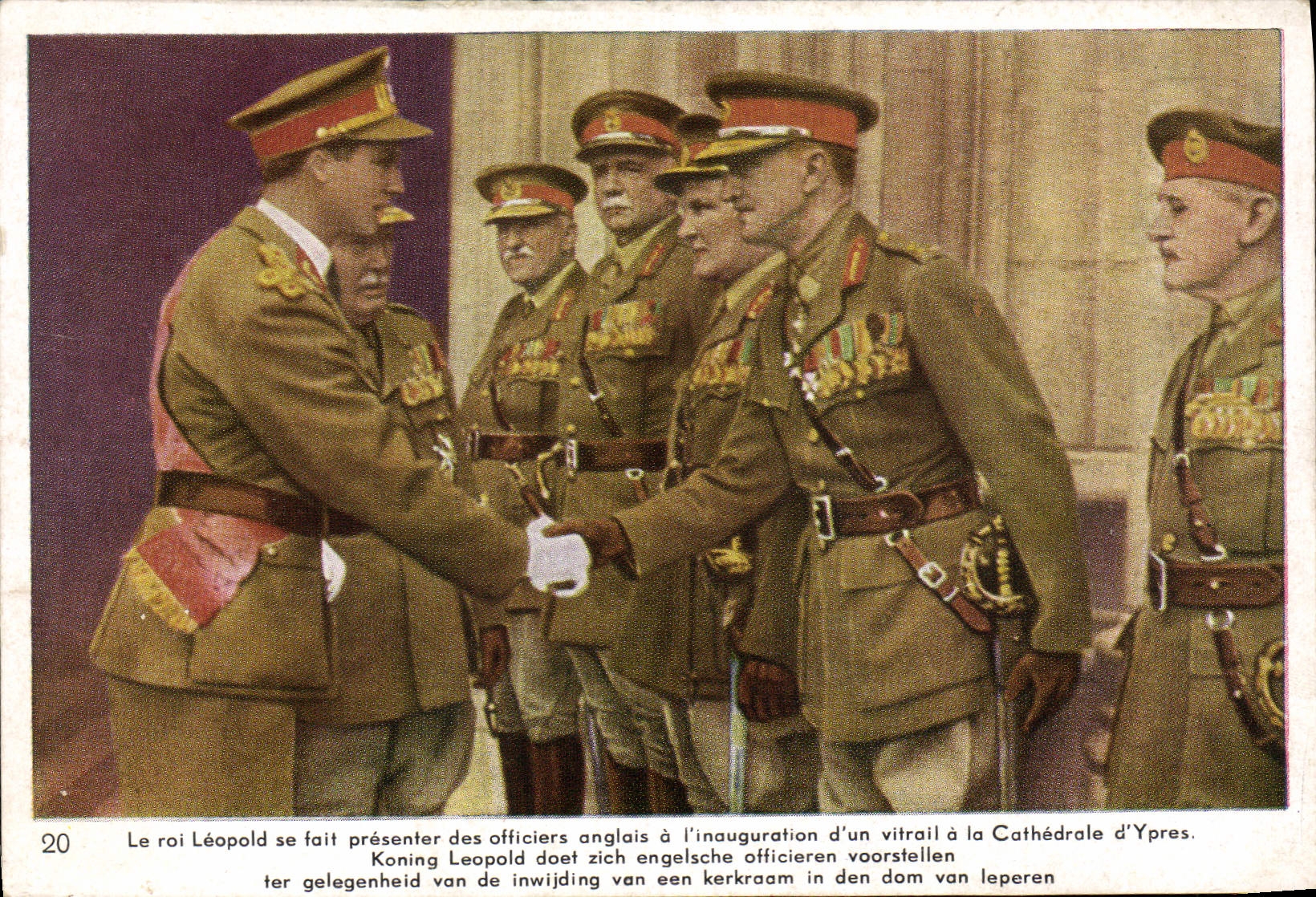 CPA Le roi leopold se fait presenter des officiers anglais Miliaria Ypres 