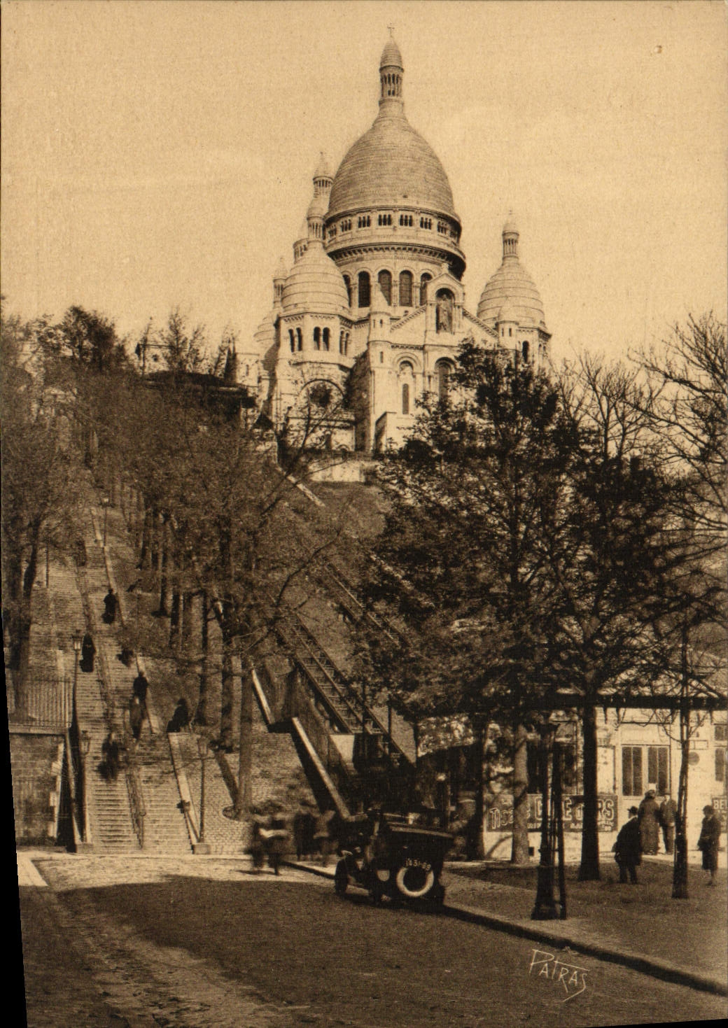 CPA Paris Montmartre Basilique Sacre Coeur