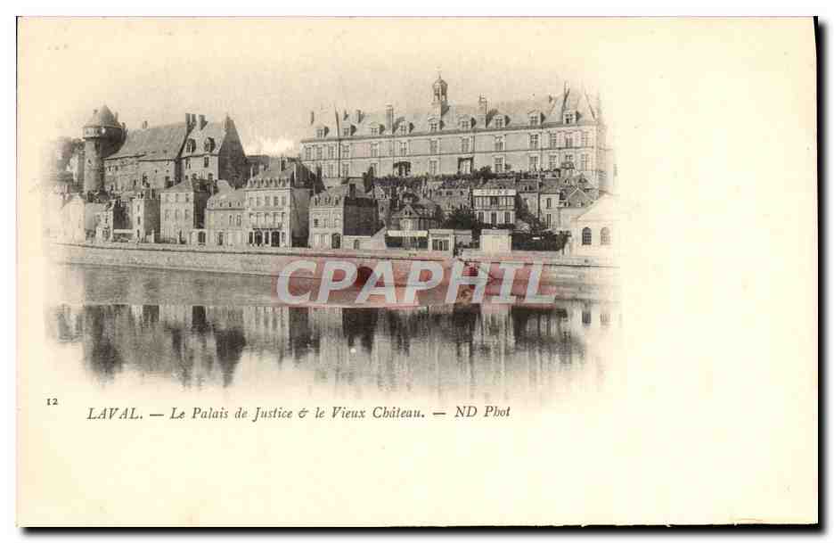 CPA Laval Le Palais de Justice le Vieux Chateau