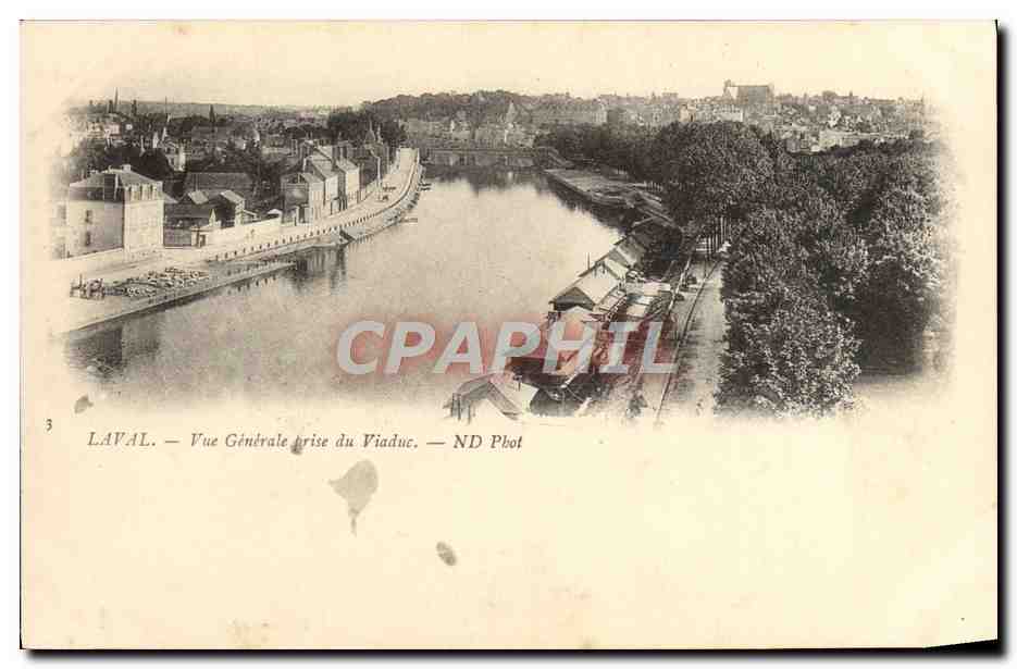 CPA Laval Vue Generale Prise du viaduc