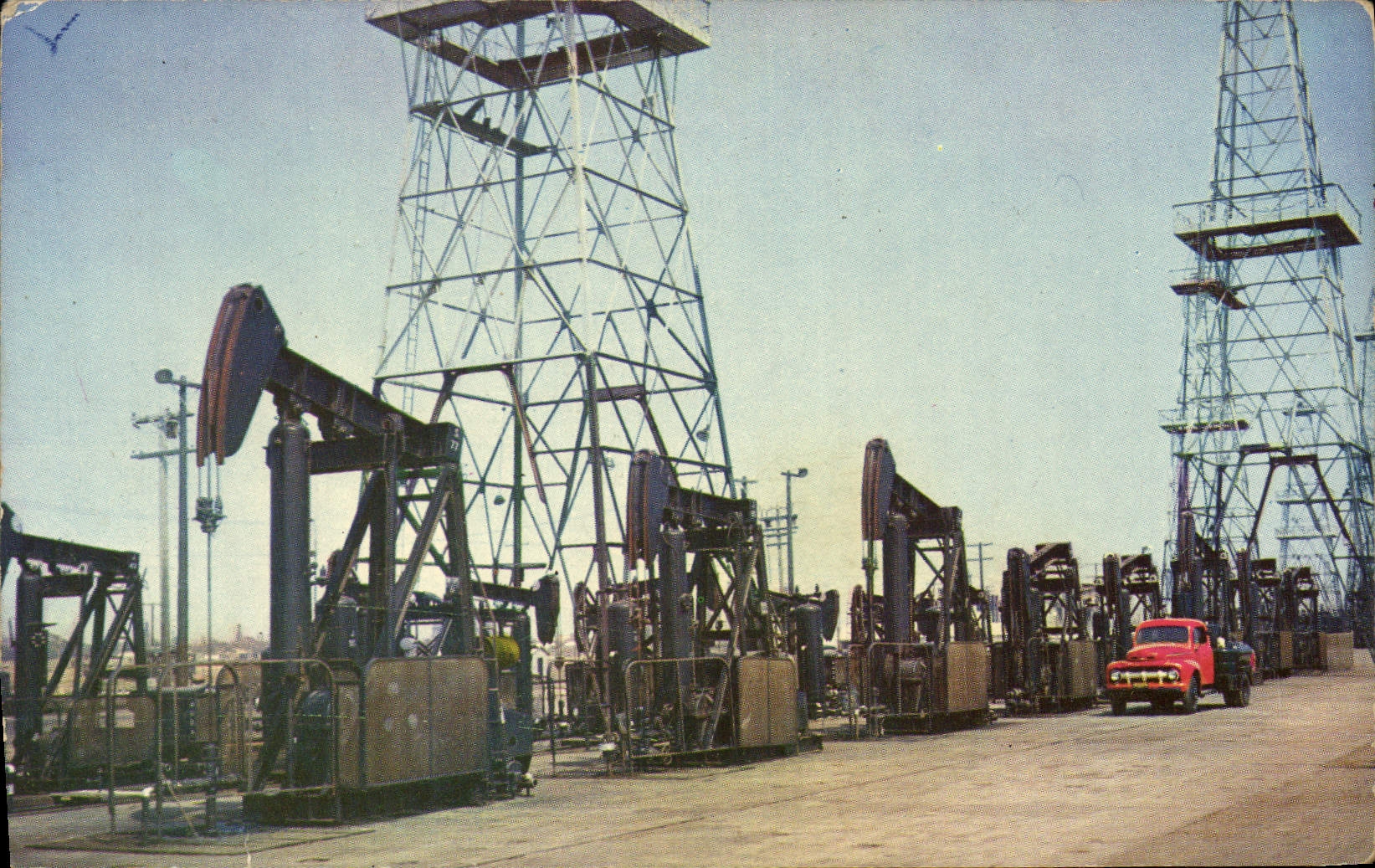 CPM Huntington Beach California Oil web pumps Petrole