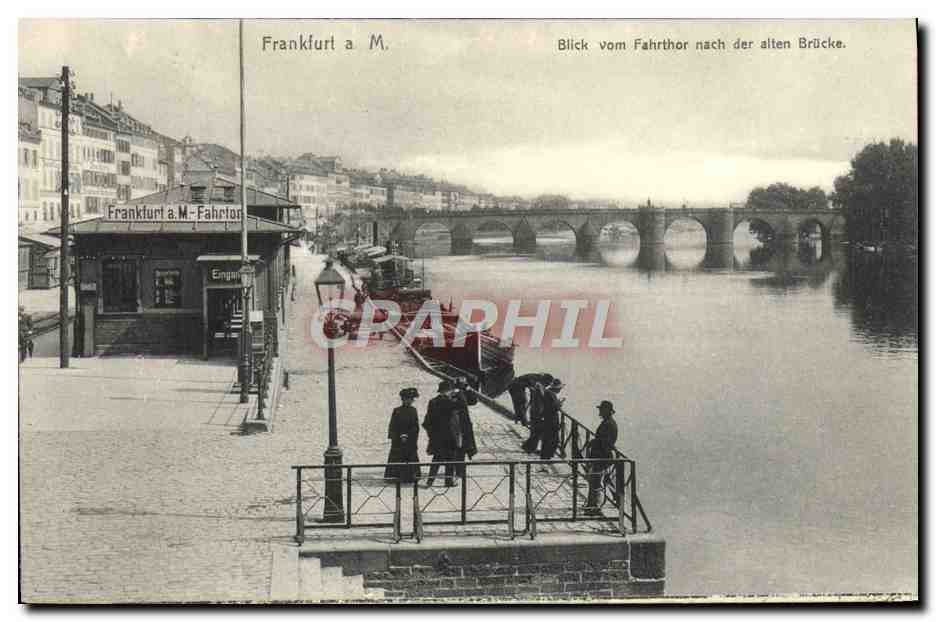 Frankfurt a. M. — Vue depuis le Fahrthor vers l'ancienne passerelle — éditeur non visible