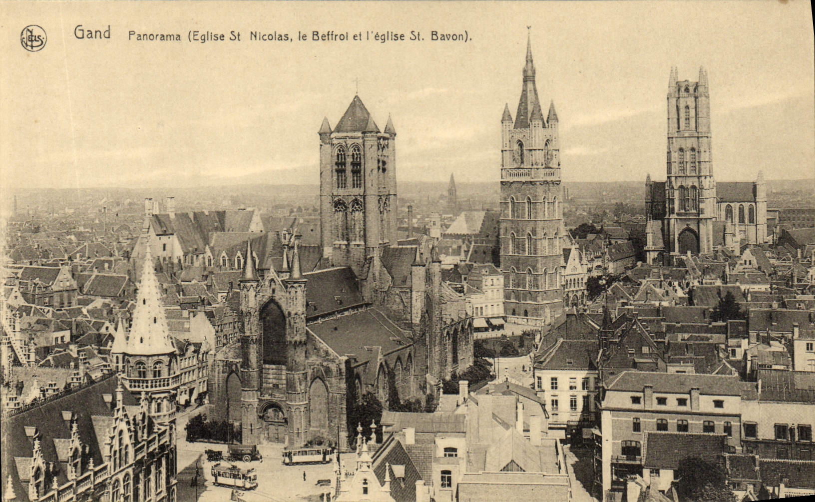 CPA Gand Panorama Eglise St Nicolas le beffroi et l'eglise St Bavon 