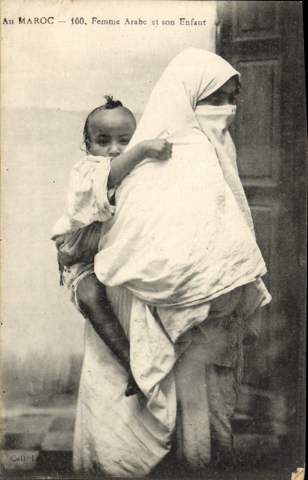 Femme Arabe et son Enfant — Au MAROC — 160. — Éditeur Cell, n°1