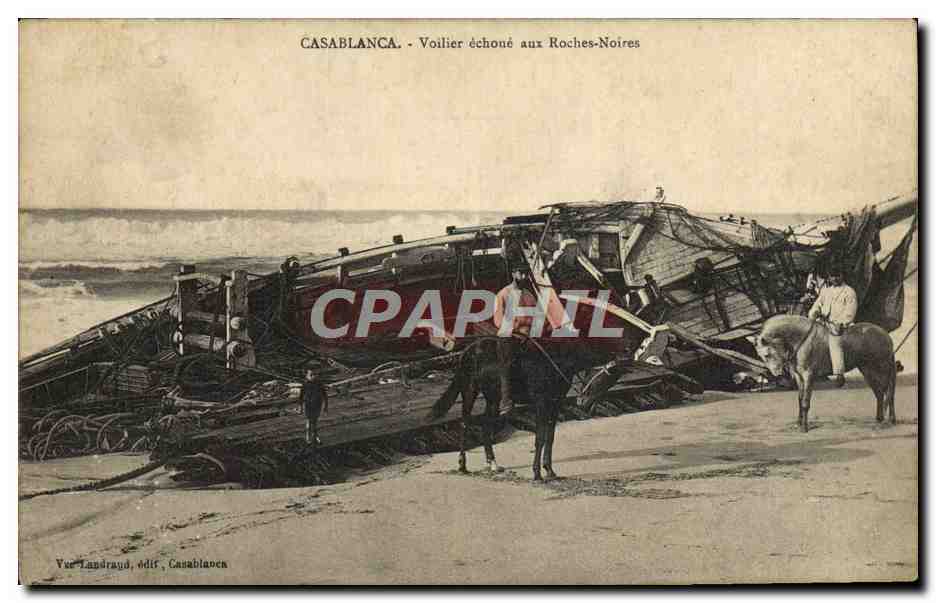 CPA Casablanca Voilier Echoue Aux Roches Noires Bateau