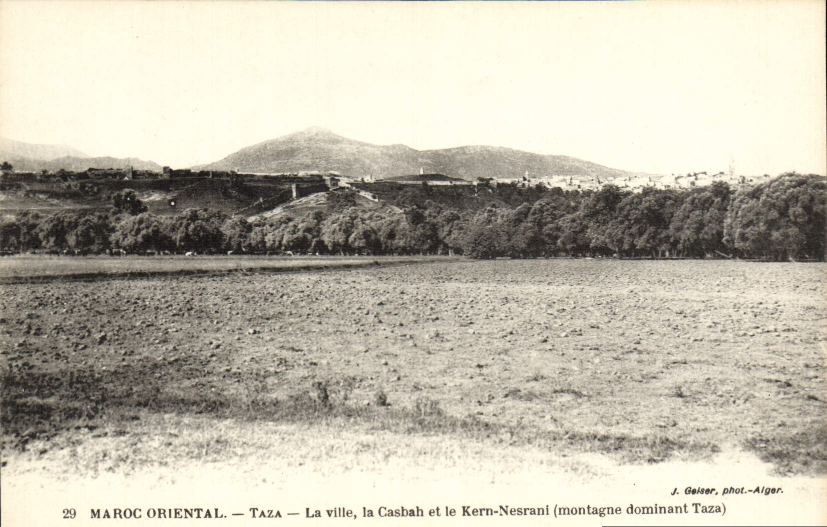 CPA Maroc Oriental Taza La Ville La Casbah Et Le Kern Nesrani Montagne dominant Taza