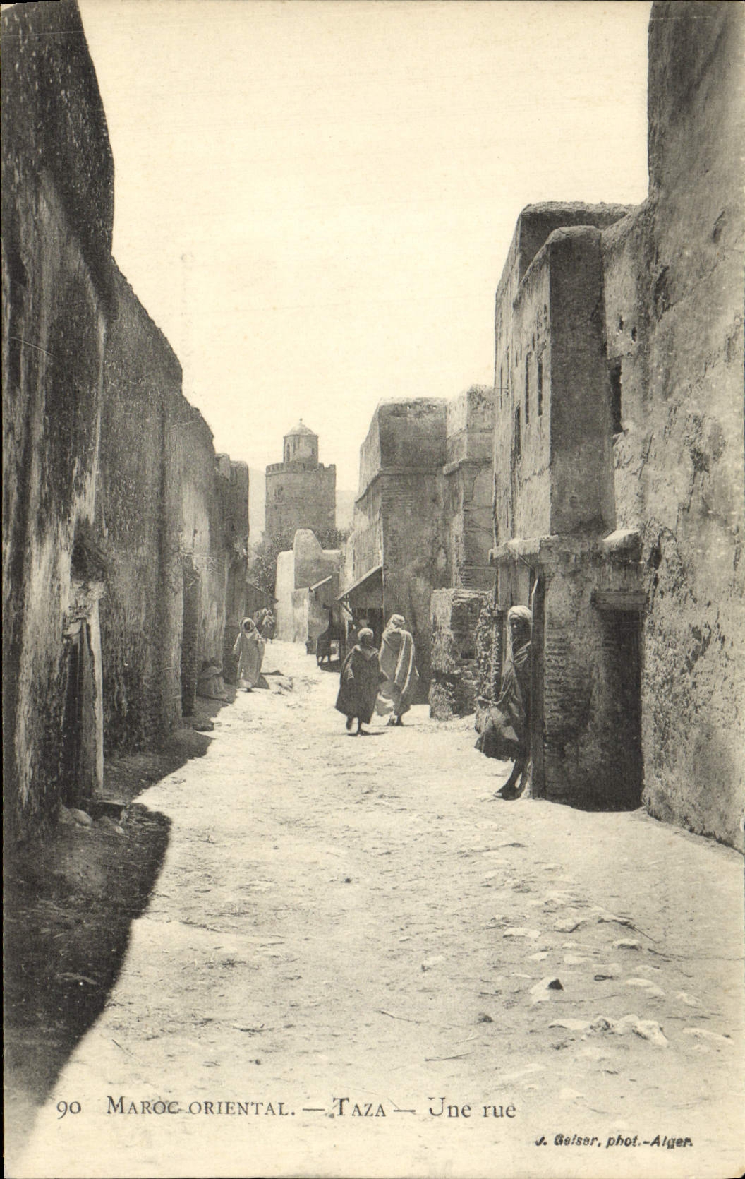 CPA Maroc Oriental Taza une Rue