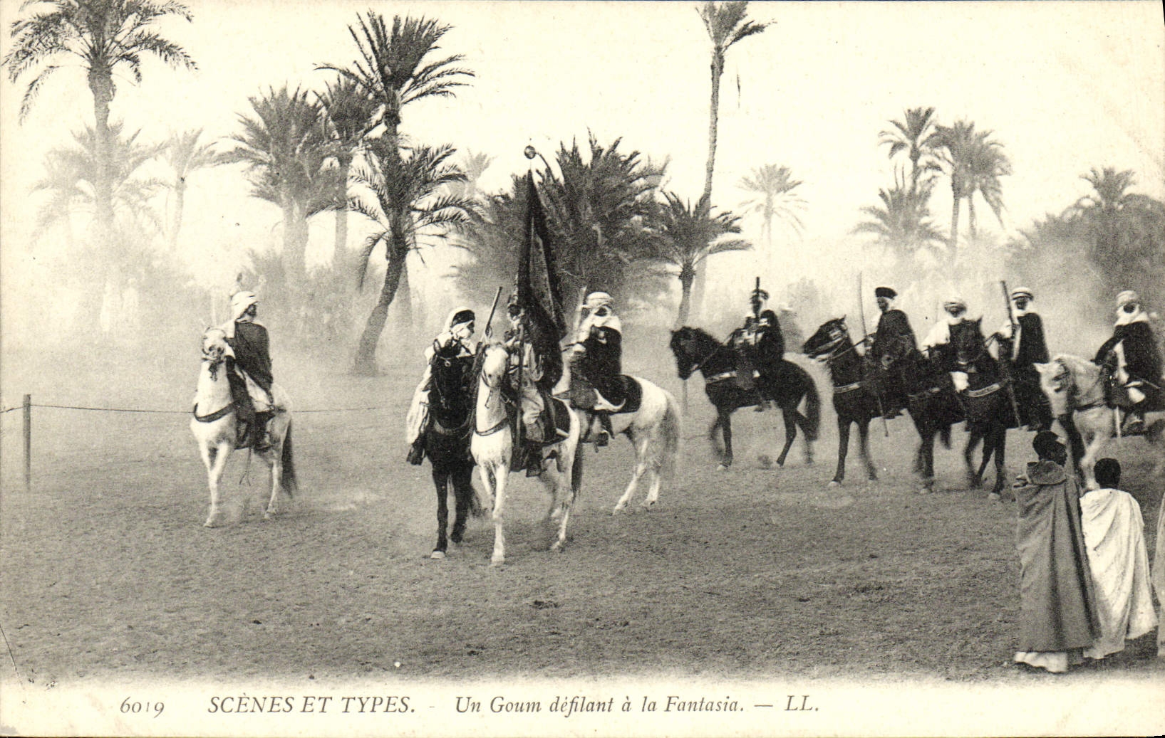CPA Scenes Et Types Un Gouan defilant a la fantasia Chevaux