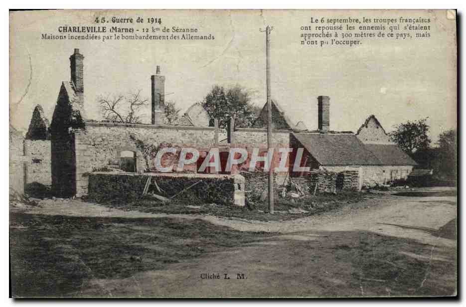 Charleville (Marne) — Maisons incendiées par le bombardement des Allemands — Cliché L. M.