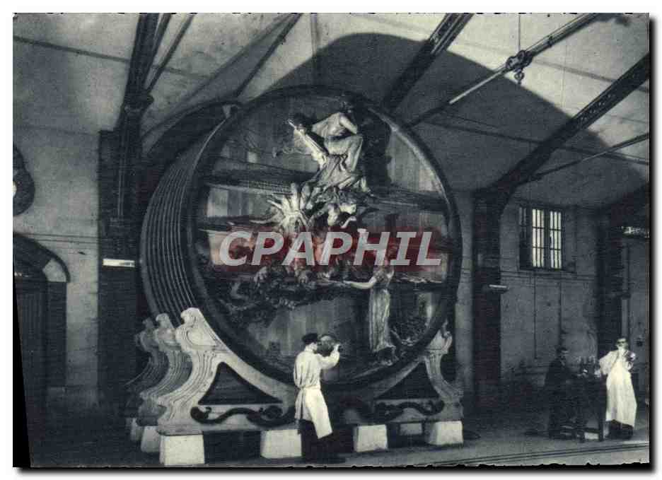 Der große Fass von 750 Hektolitern — von Gallé geschnitzt — Champagne Pommery & Greno, Reims