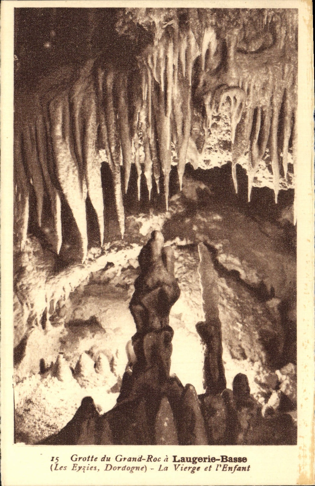 Grotte du Grand-Roc à Laugerie-Basse — Les Eygies, Dordogne — La Vierge et l'Enfant