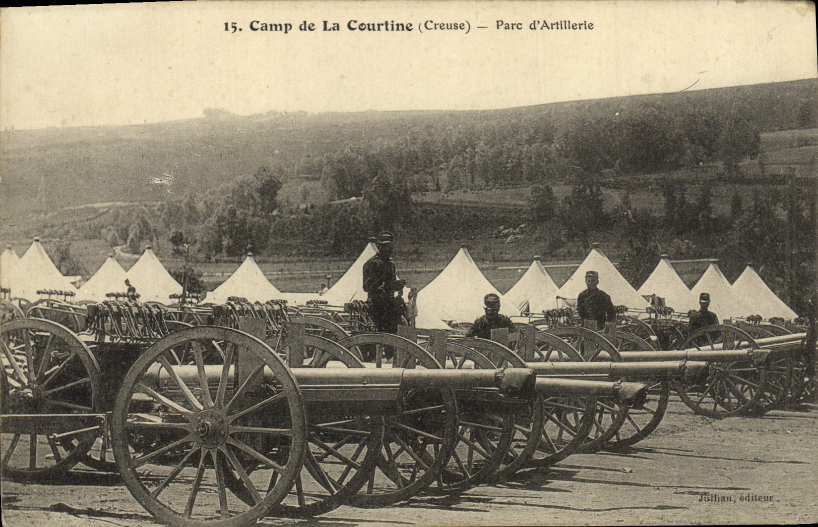 Camp de La Courtine (Creuse) — Parc d'Artillerie — Julían, éditeur