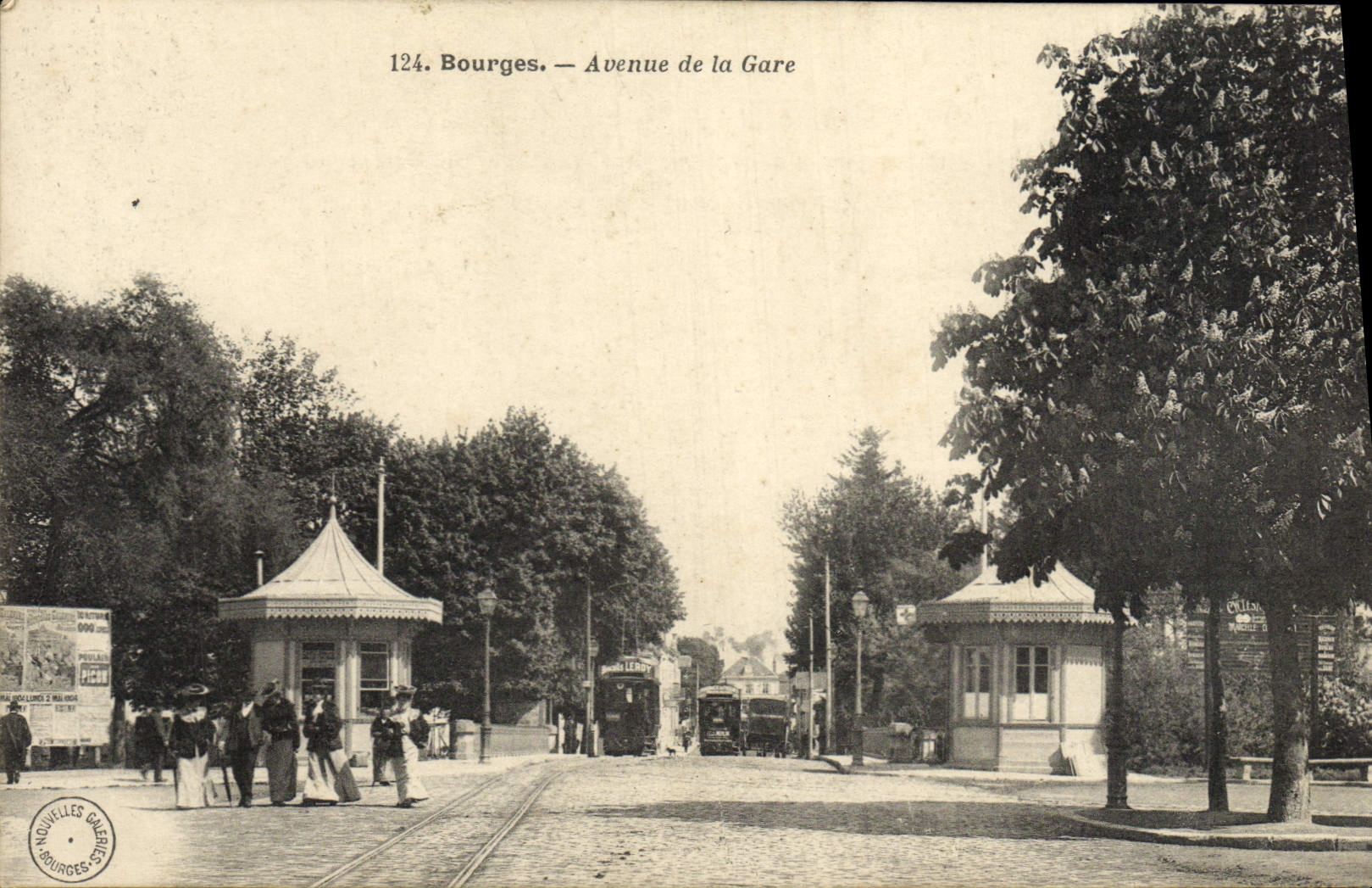 CPA Bourges Avenue de la Gare Tramways