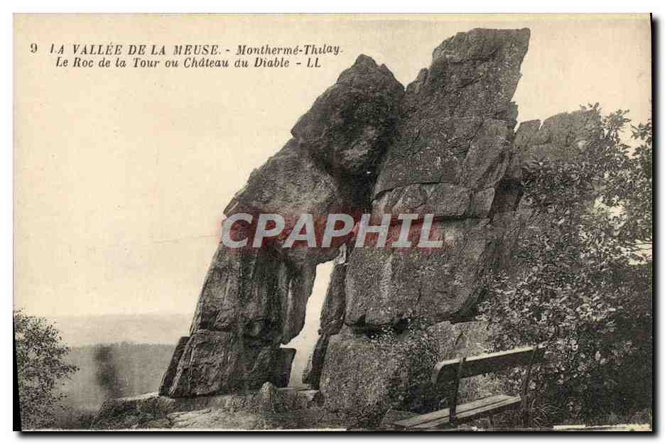 CPA La Vallee de la Meuse Montherme Thilay Le Roc de la Tour ou chateau du Diable