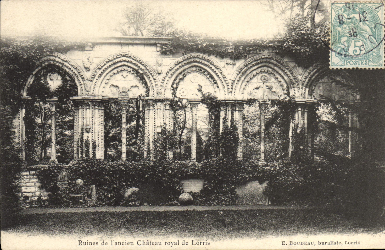CPA Ruines de l'ancien Chateau royal de Lorris