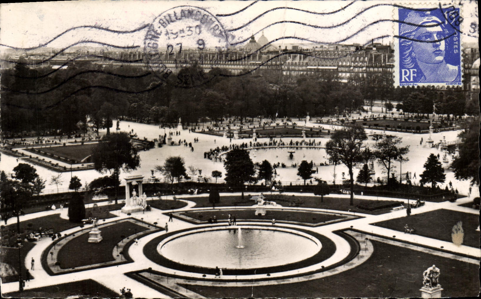 CPA Paris Le Jardin des Tuileries