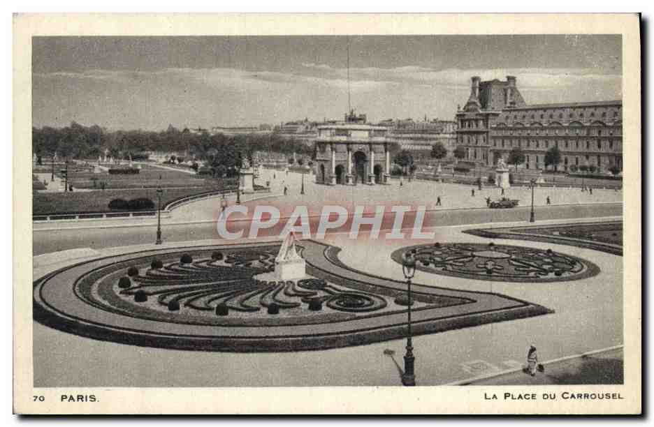 CPA Paris La Place du Carrousel