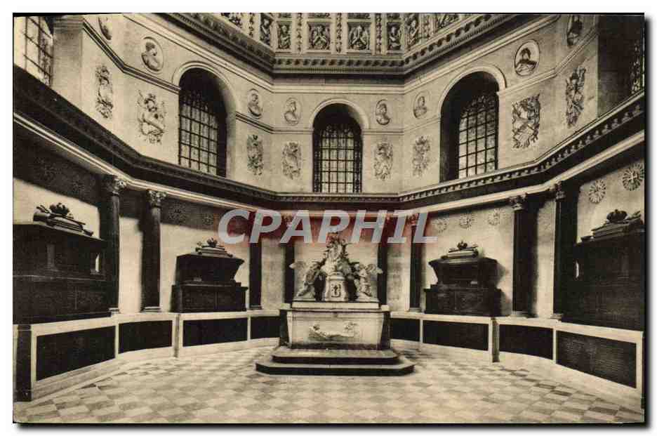 CPA Eglise des Cordeliers Chapelle funeraire des ducs de Lorraine