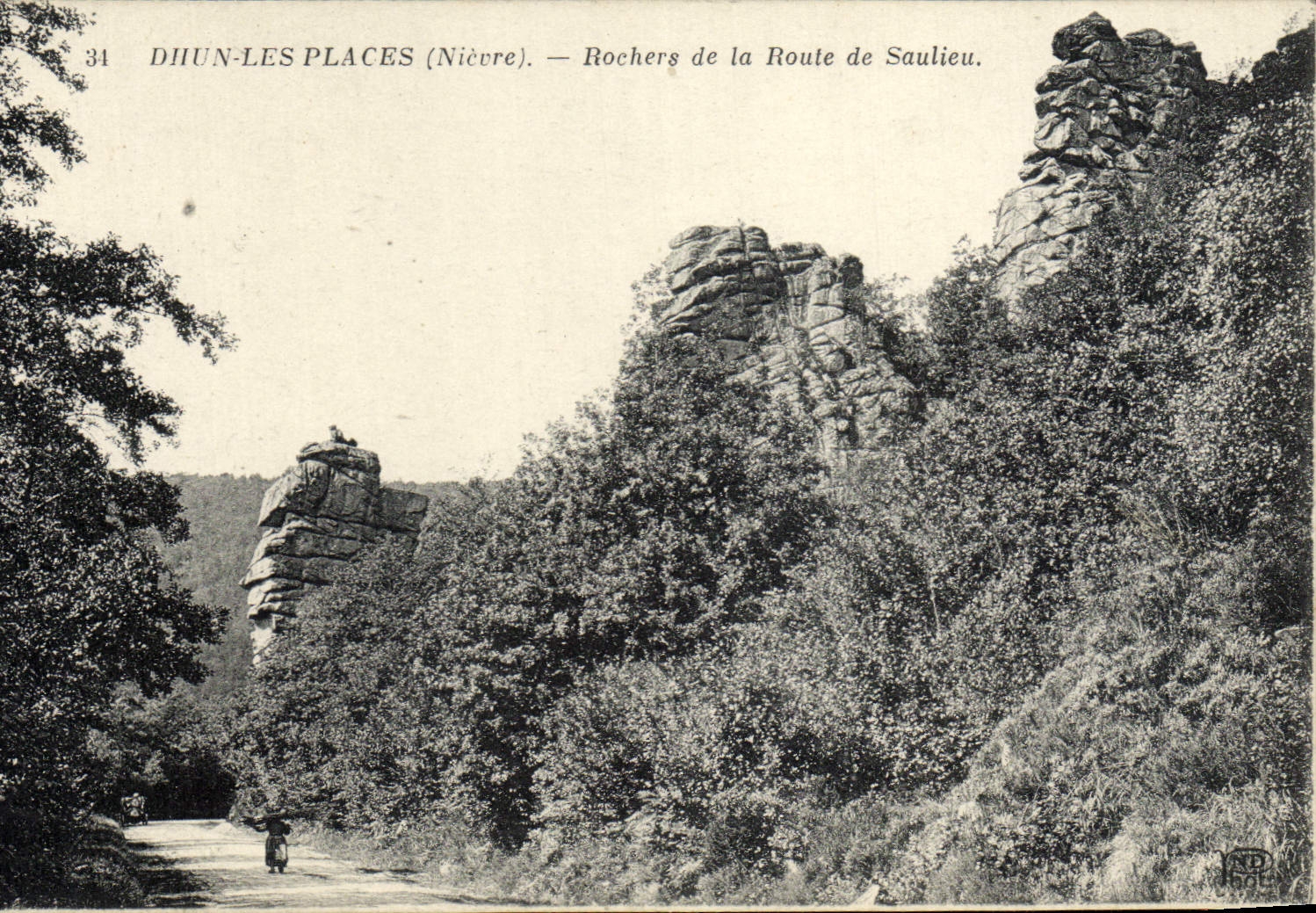 Dhun-les Places (Nièvre) — Rochers de la Route de Saulieu — n°34