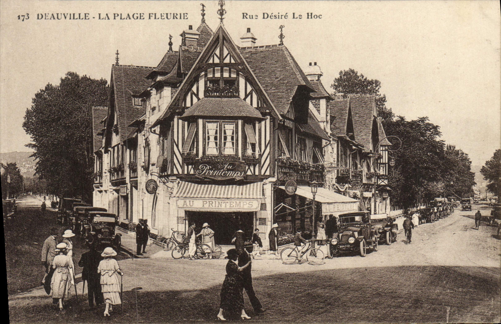 Deauville - La Plage Fleurie — Rue Désiré Le Hoc — éditeur CPAPHIL, n° 173