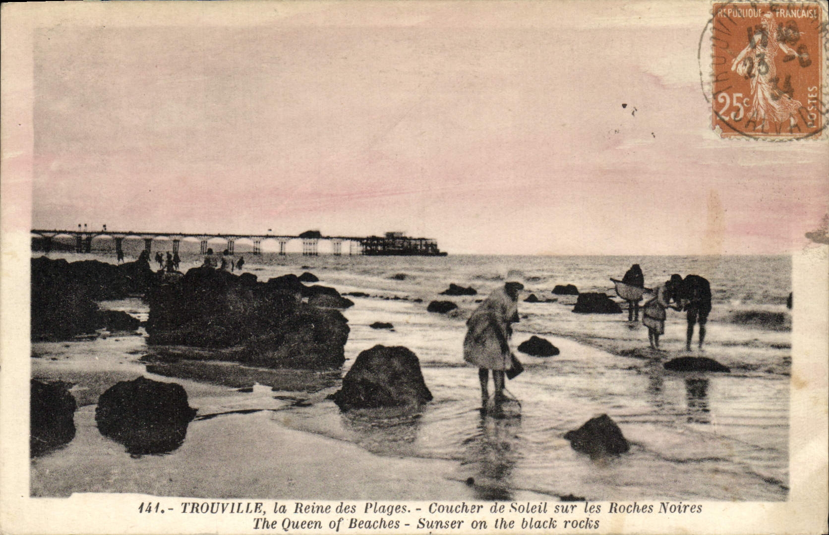 TROUVILLE, la Reine des Plages — Coucher de Soleil sur les Roches Noires — éditeur La Cigogne, n°441