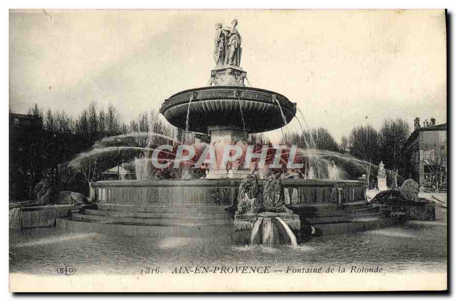 CPA Aix En Provence Fontaine de la Rotonde