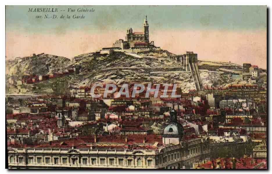 CPA Marseille Vue Generale sur Notre Dame de la Garde